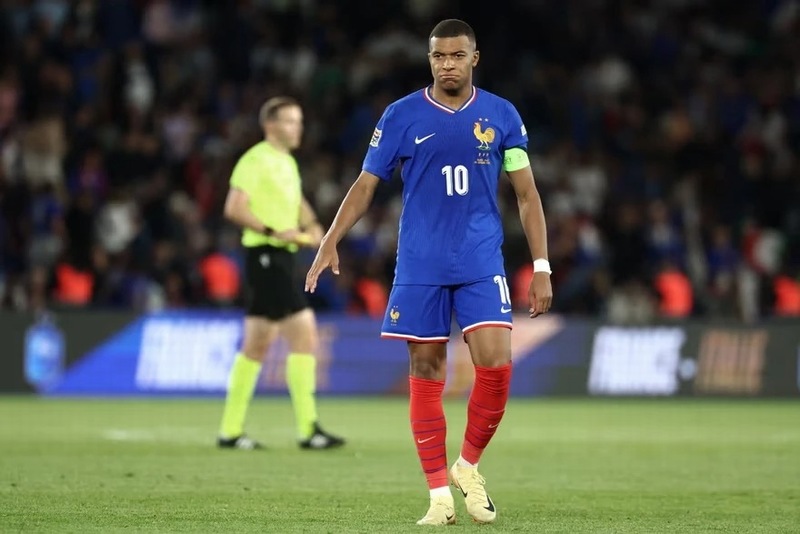 Kylian Mbappé: 180 triệu euro – Cái giá của thiên tài hay áp lực?