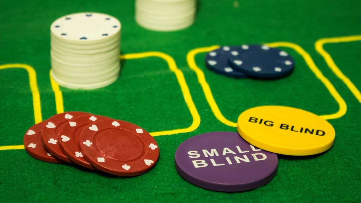 Màn mù nhỏ trong Poker: Giải thích một phần quan trọng của trò chơi | Natural 8