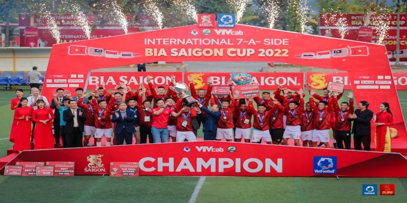 Không khí kịch tính trong các trận bóng đá 7 người