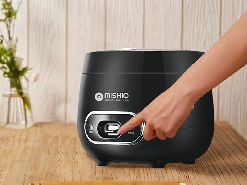 Nồi cơm điện Mishio MK233 lòng nồi men đá