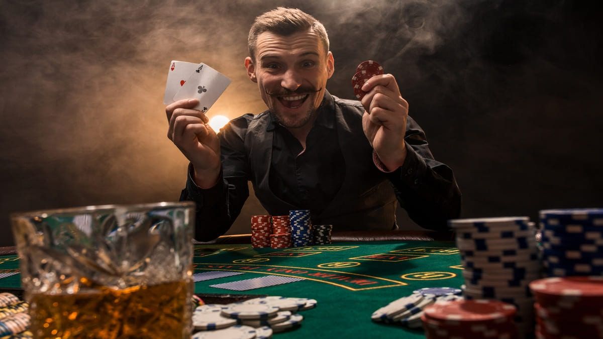 Cách chơi hiệu quả khi đối đầu với người chơi chiến thuật limp trong poker | Natural8